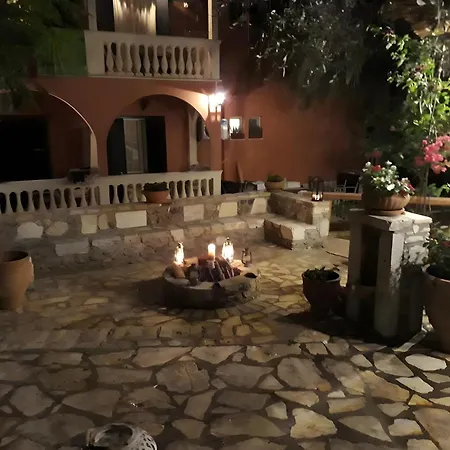Guest house Cozy 2br Corfu - 9 3*